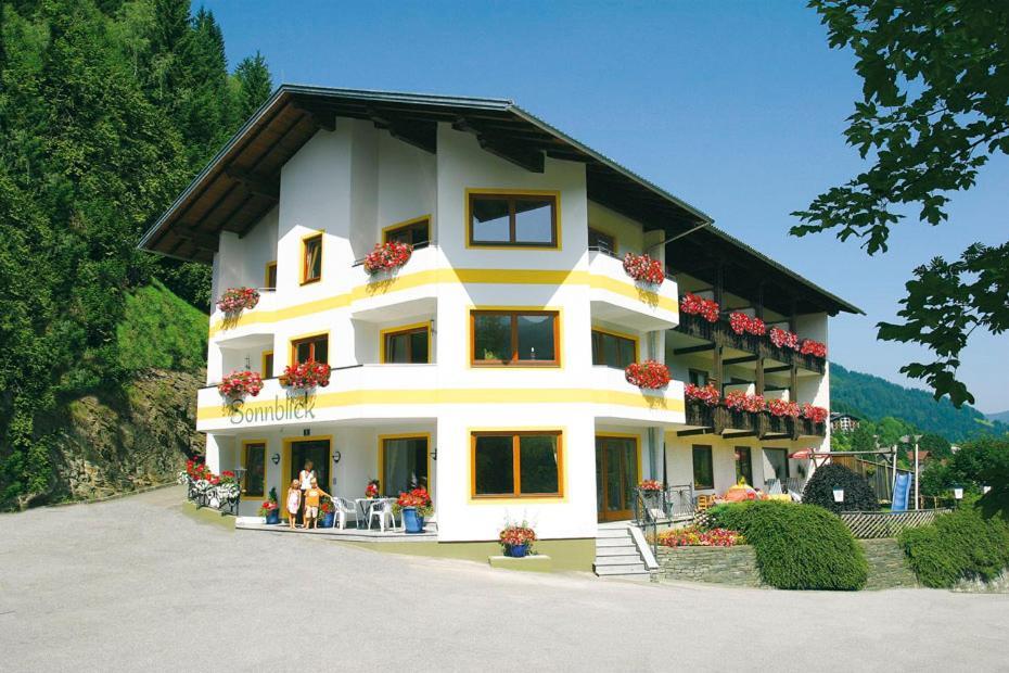 Hotel Garni Sonnblick บาด ไคลน์เคิร์ชไฮม์ ภายนอก รูปภาพ